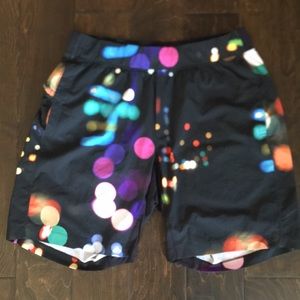 Lululemon T.H.E. Shots in party colors!